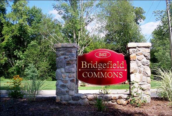 Bridgefield Commons Sign
